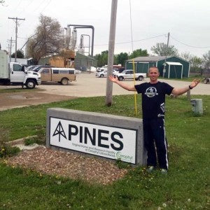 World Class Athletes Visit Pines - The Original Home for Green Super Foods