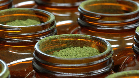 How We Keep Greens Green: Oxidation, Packaging & Potency